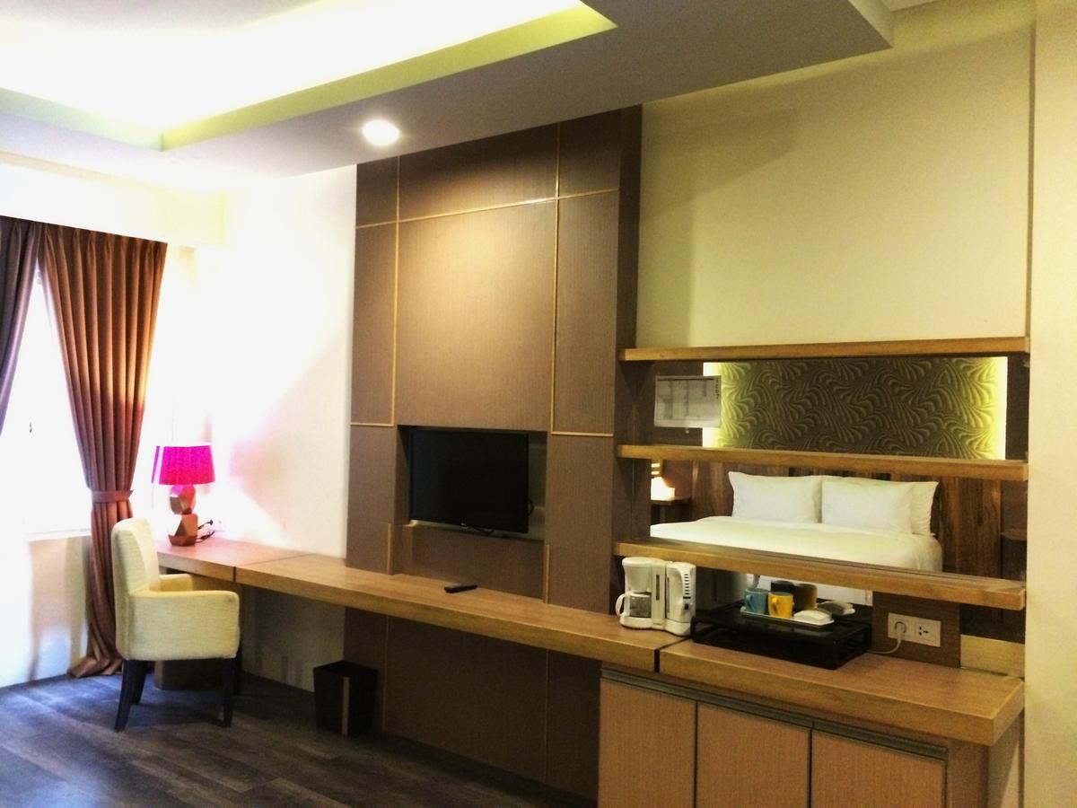 The Sya Regency Palu Hotel By Soasia المظهر الخارجي الصورة